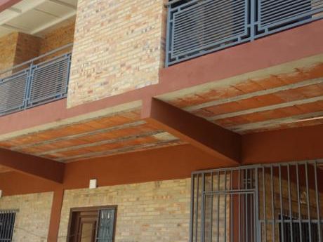 3 Departamento En Alquiler En Asunción – Mariscal Estigarribia.