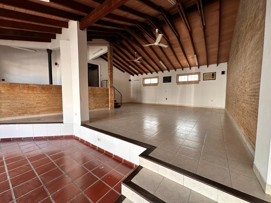 ???? HERMOSA CASA QUINTA EN PIRIBEBUY. — foto 3