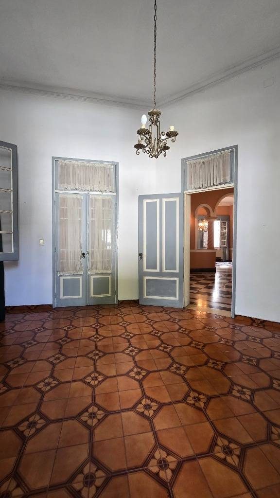 Residencia Señorial de Época sobre Avda. Mariscal López — foto 3