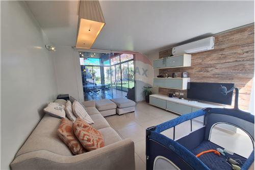 Casa-Alquiler-PY Asunción Villa Morra  Juan Bogarin casi López Moreira — foto 2