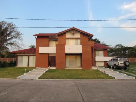 Hermosa Casa En Venta En Polo Country Club