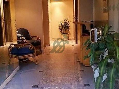 Apartamento En Alquiler En Pocitos, Sobre La Calle Bulevar España Y Tomás Diago, A Metros De La Rambla