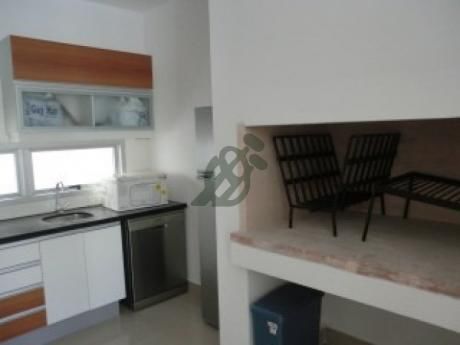 Hermoso Monoambiente En Villa Biarritz!