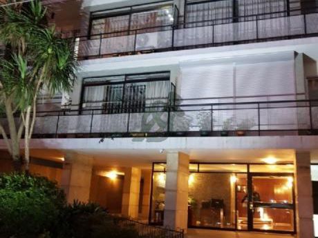 Apartamento De Tres Dormitorios En Alquiler En Punta Carretas
