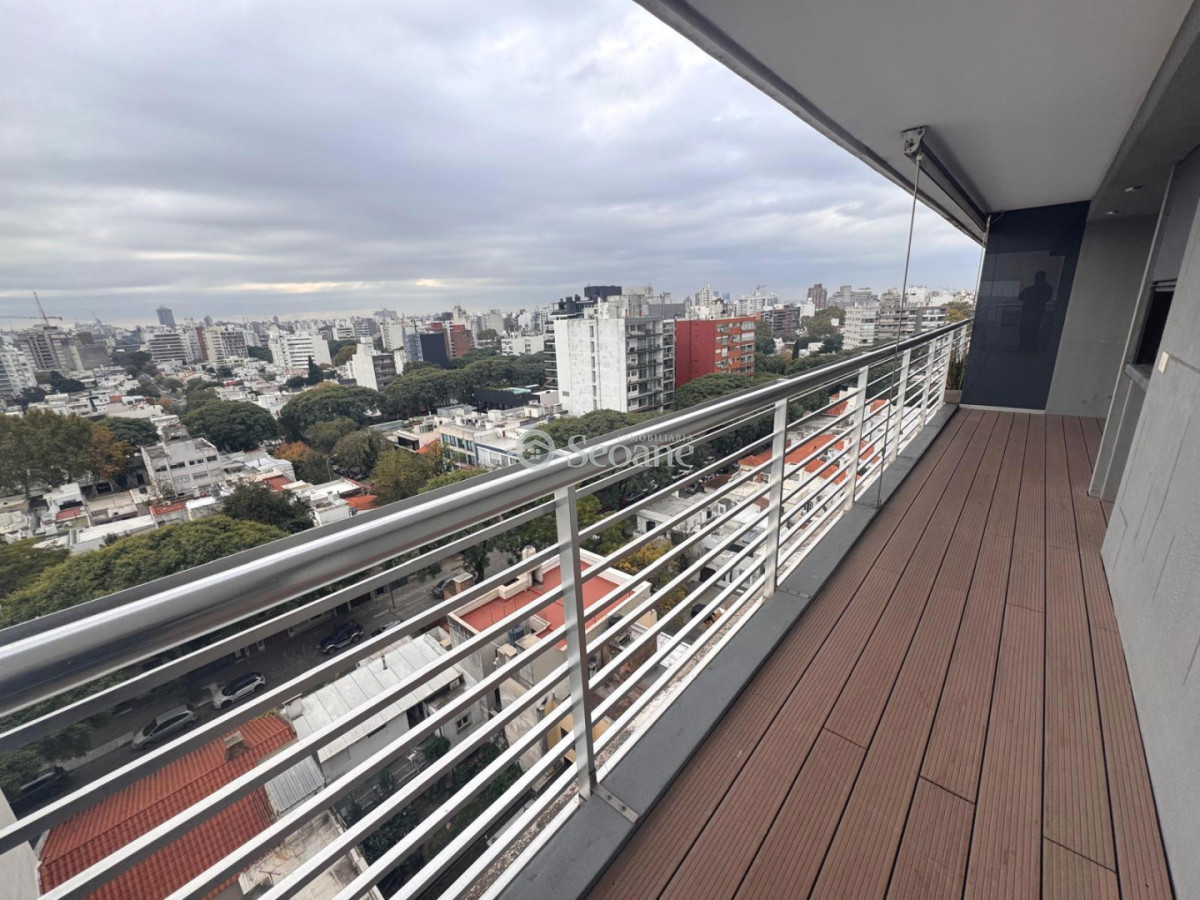 A Pasos Del Golf Amoblado, Piso Alto - Excelente Terraza Con Parrillero