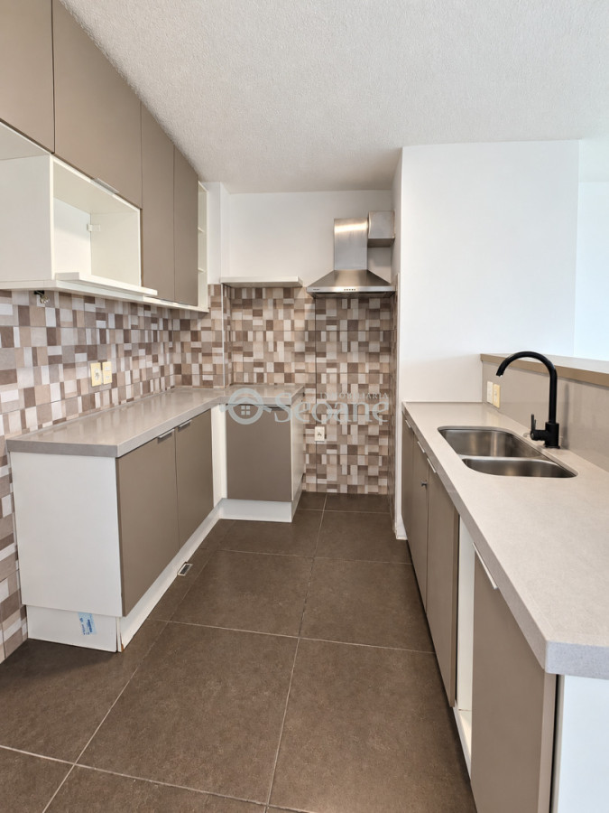 Penthouse con parrillero y garaje - Ramón Anador y Solano Lopez · Foto 9