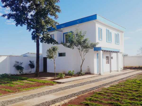 En venta por viaje, esta magnífica propiedad ubicada en Ciudad del Este!! — foto 2
