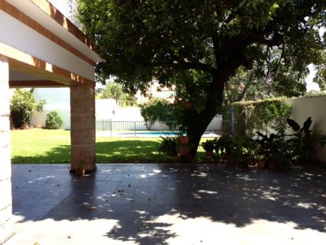Vendo Residencia En Barrio Herrera