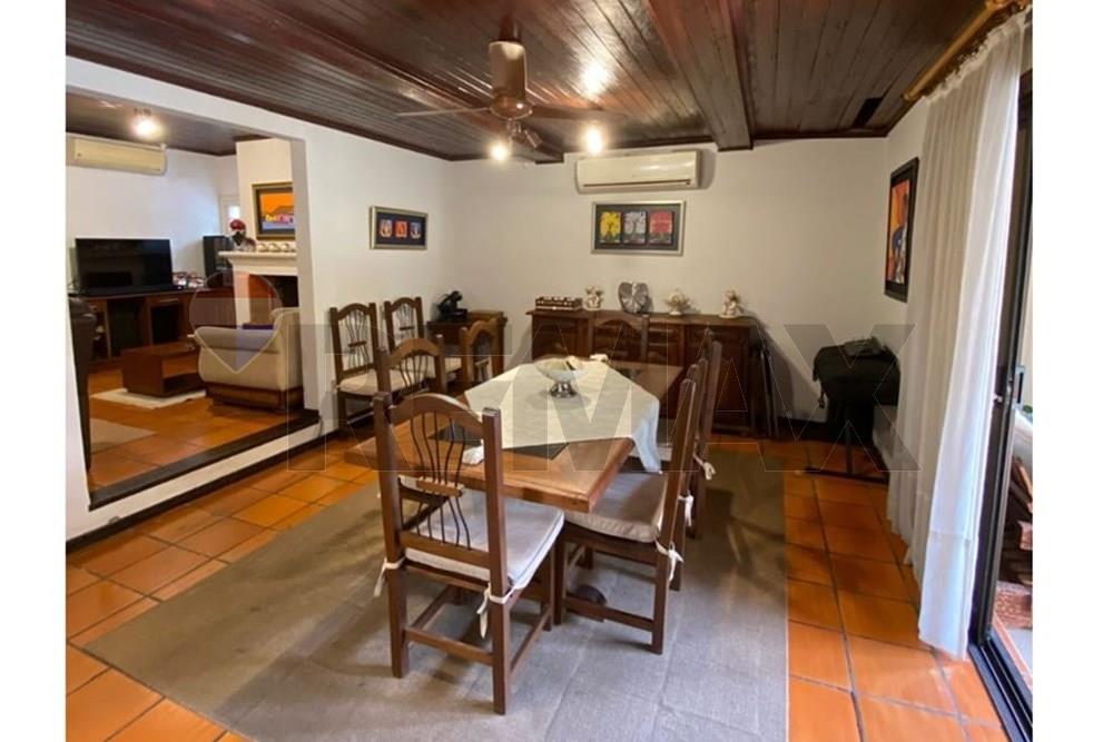 CASA EN ESQUINA EN RECOLETA — foto 3