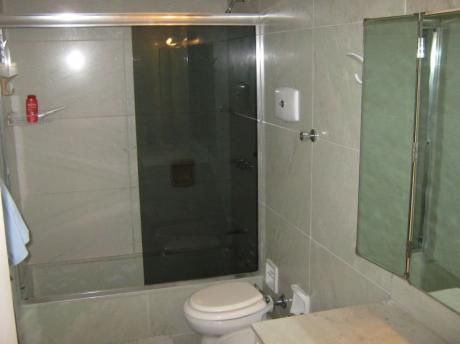 Alquilo De Forma Anual (12 Meses) Apartamento En Punta Del Este