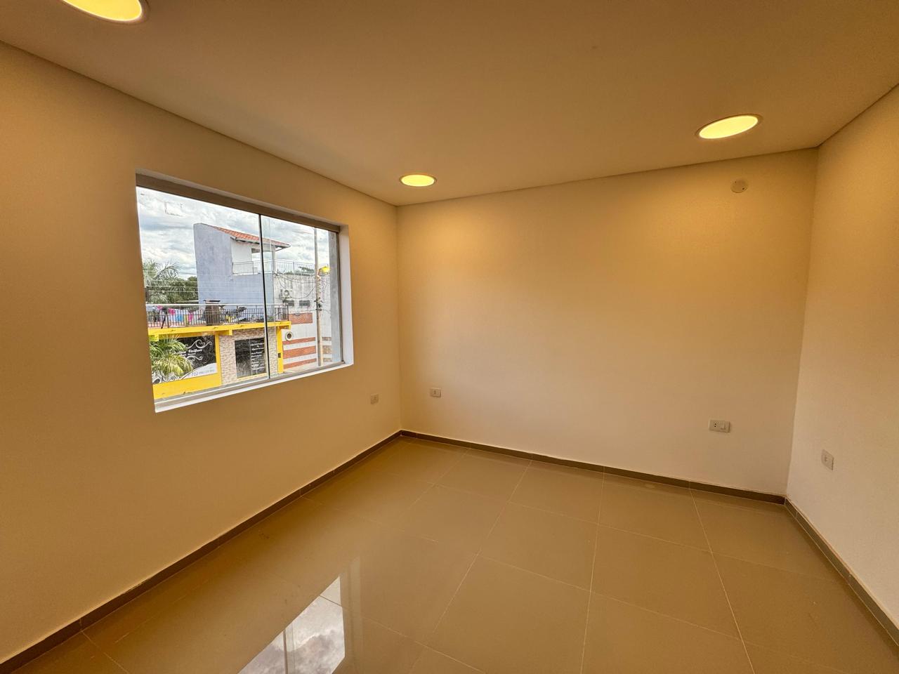 DUPLEX EN ALQUILER EN SAN LORENZO — foto 2