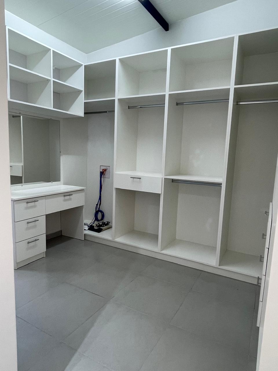 Alquilo Casa en Luque, Loma Merlo — foto 2