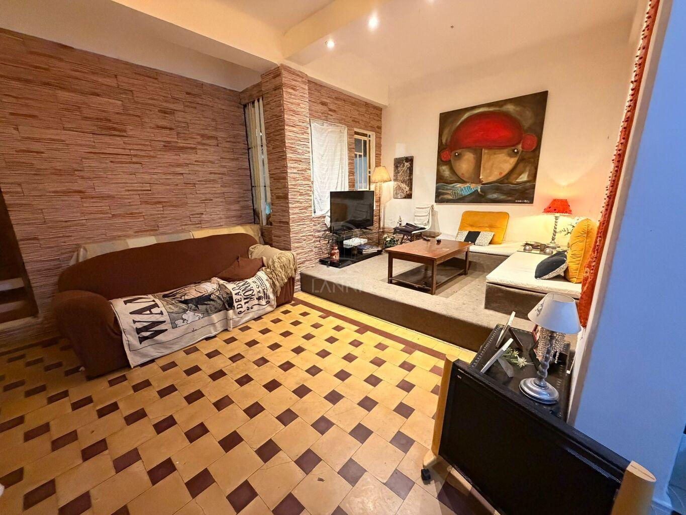 Apartamento en alquiler, planta baja (Bv Artigas y Hugo Prato)