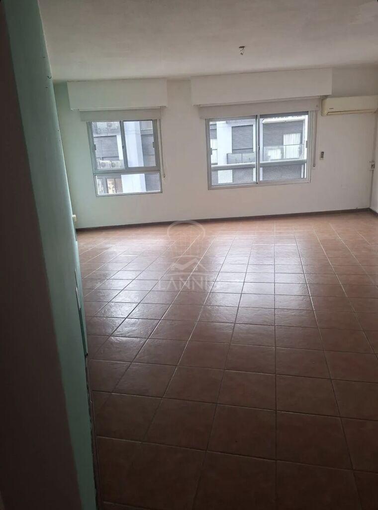 CENTRO REF Y2174  Apartamento en alquiler (Paraguay y La Paz)