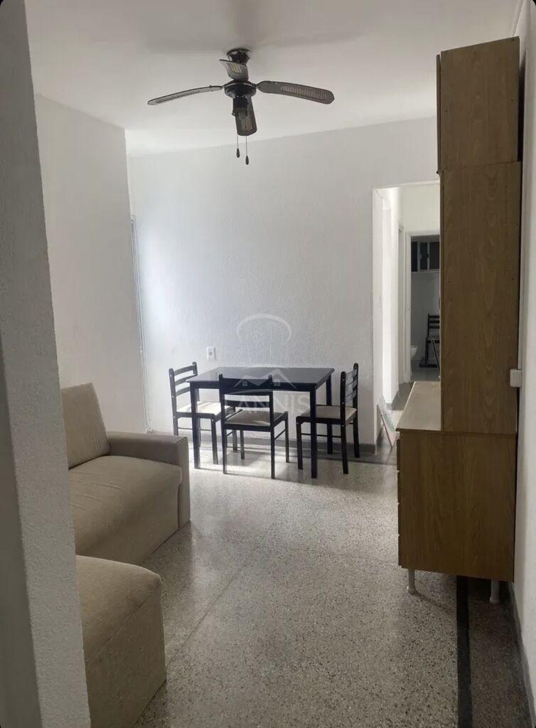 PARQUE BATLLE REF Y2178  Apartamento en alquiler amueblado (Navarra y Santiago Gadea) Prox varias av