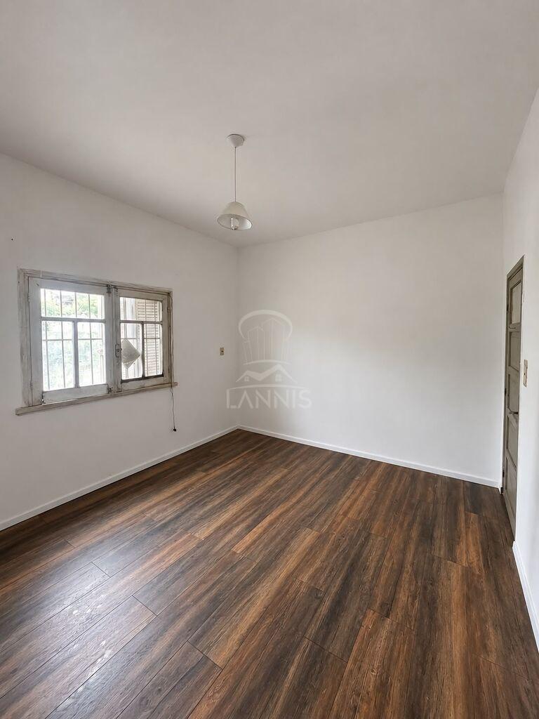 Apartamento estilo casa en alquiler (Av. Millan y Ernesto Herrera )