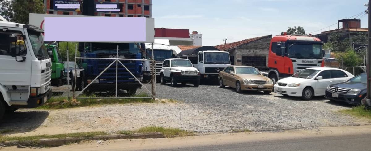 Terreno comercial 914 m² sobre Av. Madame Lynch | San Jorge — foto 3