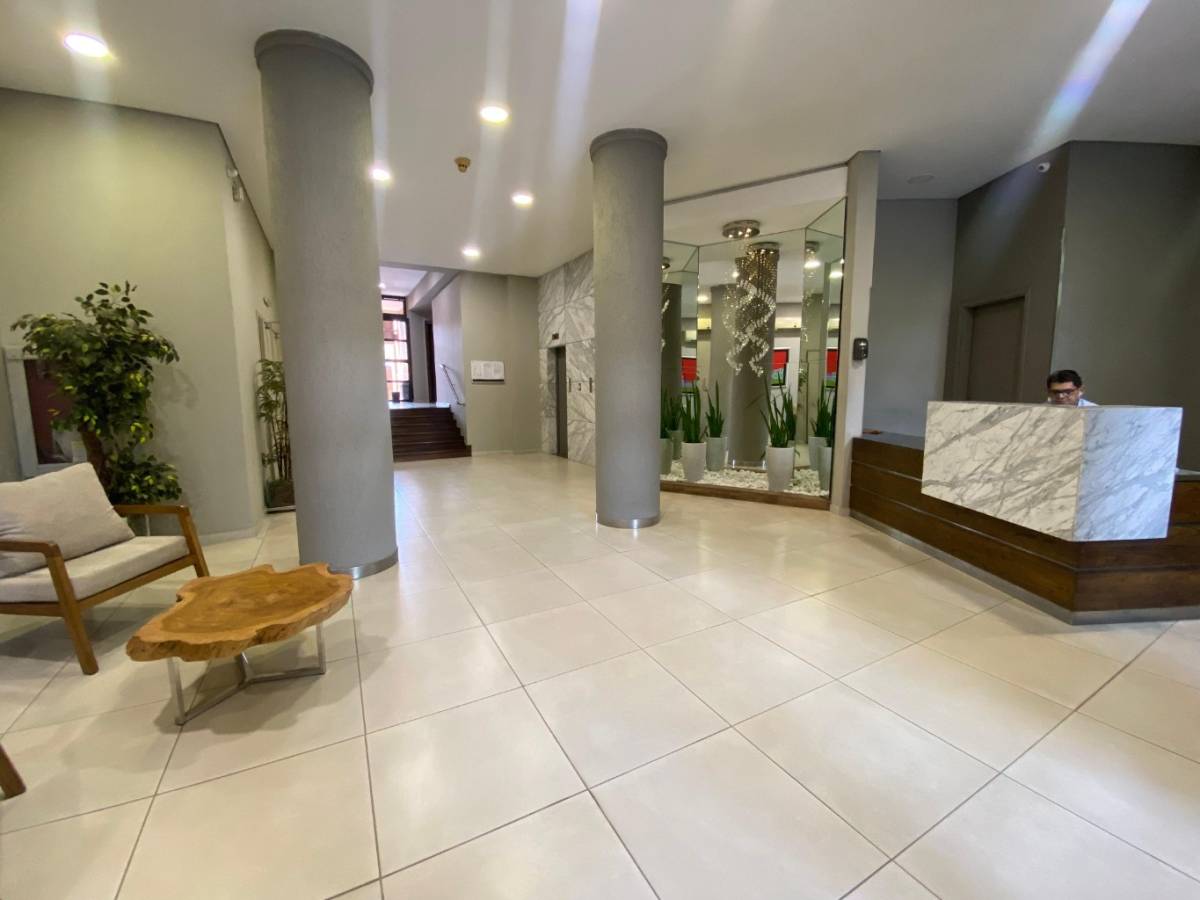 Alquiler Departamento Amplio Semi Amoblado En Asuncion Las Lomas — foto 2