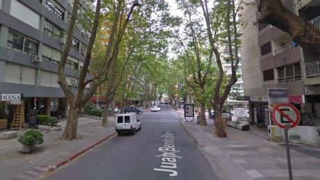 Apartamento En Pocitos De 3 Dormitorios, Servicio Y Patio. Benito Blanco