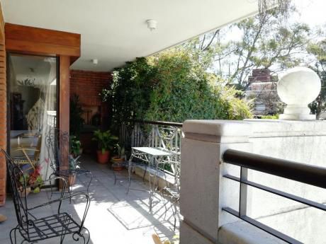 Terraza Con Parrillero, Próximo A Arocena!