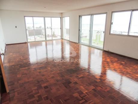 Apatamento A La Venta En Punta Carretas, 4 Dormitorios