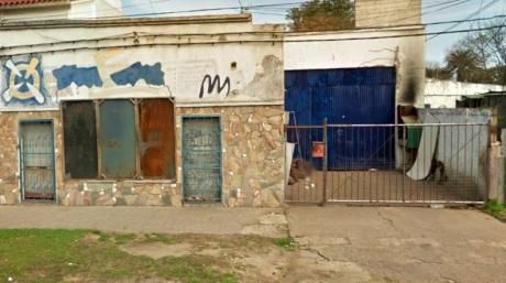 Comercio - Galpon - Deposito Con Vivienda.