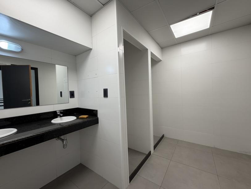 Alquiler | Importante local corporativo de 1.475 m² sobre Av. Gral. Flores · Foto 12