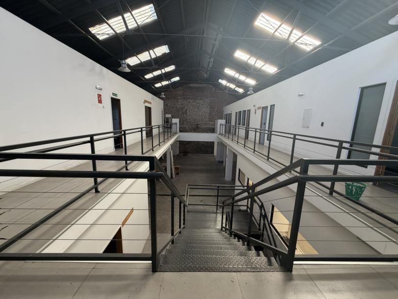 Alquiler | Importante local corporativo de 1.475 m² sobre Av. Gral. Flores · Foto 5