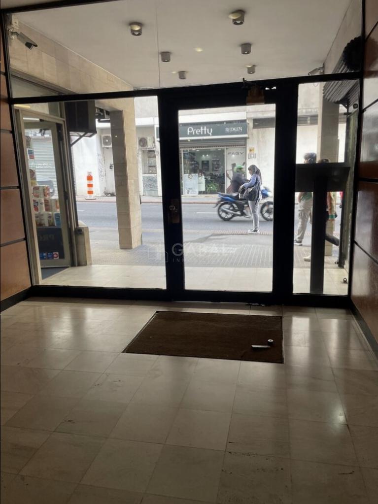 EXCELENTE OFICINA EN CIUDAD VIEJA POR CERRITO · Foto 3