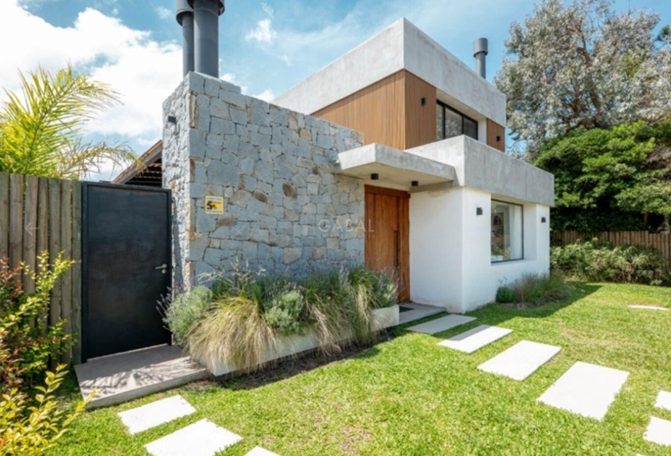 Venta de Casa en Manantiales – Punta del Este