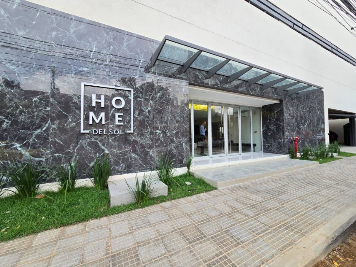 EN VENTA DEPARTAMENTO AMOBLADO ZONA SHOPPING DEL SOL OPORTUNIDAD! — foto 3