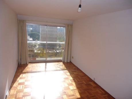 Apartamento Amplio Y Luminoso Sobre Sarmiento!!