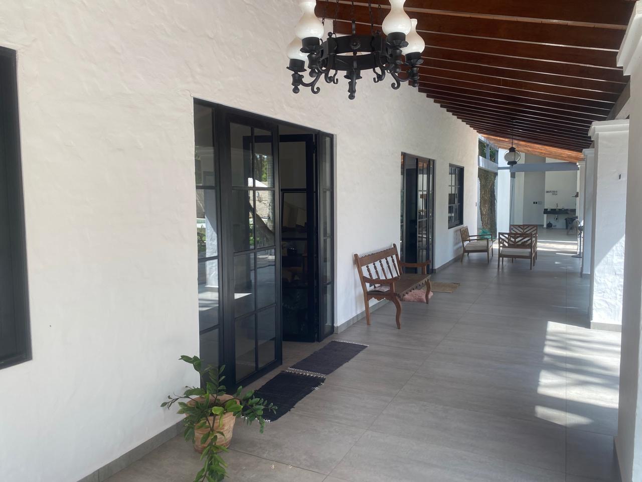 SAN BERNARDINO BARRIO SANTA ROSALINA EN VENTA CASA REFORMADA A NUEVA — foto 2