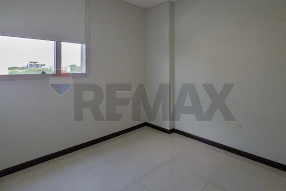 Departamento - Alquiler - Villa Morra, Paraguay — foto 2