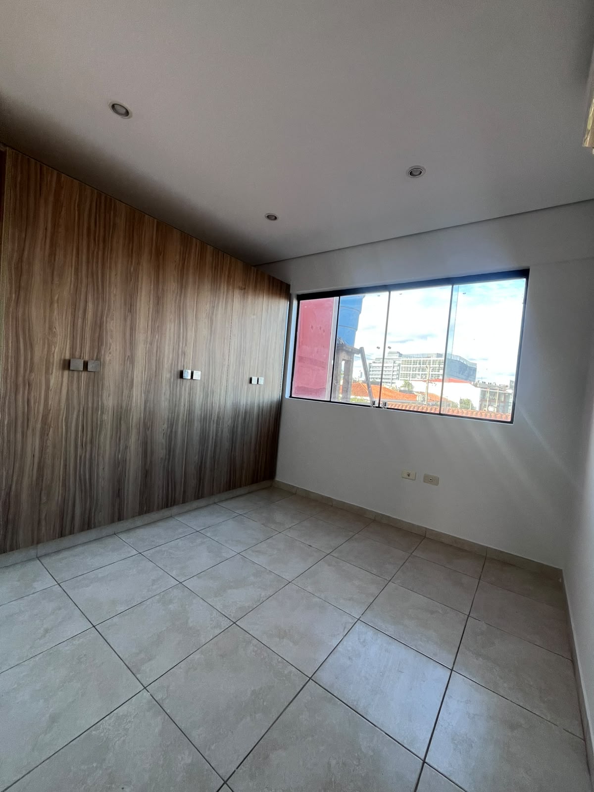 ALQUILO DPTO EN VILLA MORRA — foto 2