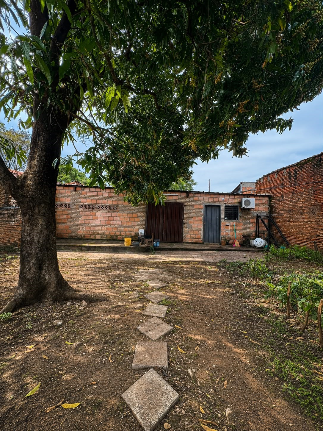 VENDO - Terreno de 360 m2 en YTAY Asunción. — foto 3