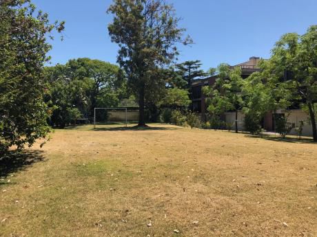 De Los últimos Terrenos En Carrasco Sur, Sin Construcciones