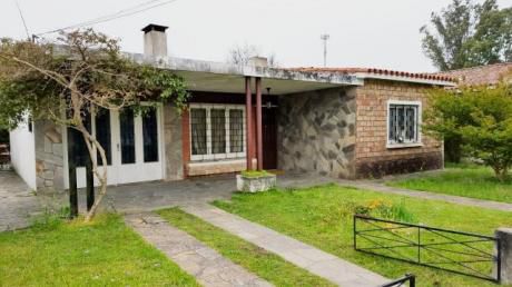 Casa Sobre Avenida Próxima Al Mar