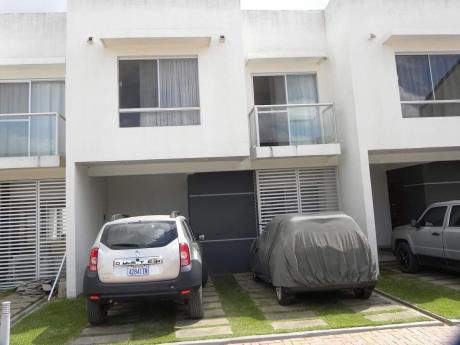 Casa En Venta Zona Norte !!
