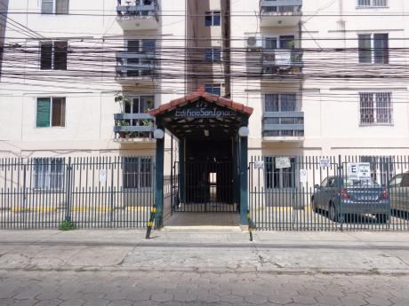 Edificio San Ignacio Cerca De La Universidad Gabriel Rene Moreno
