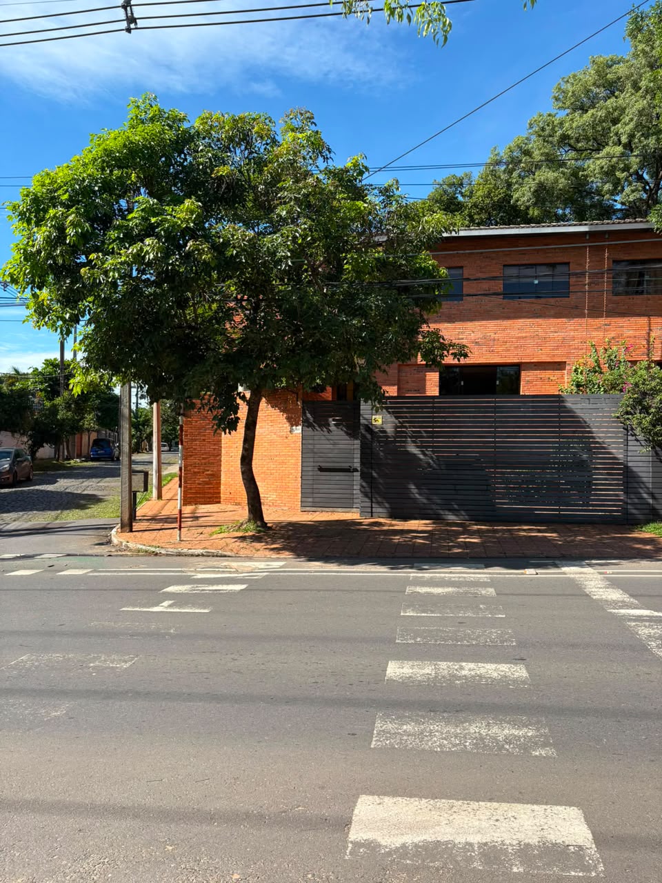 ALQUILO CASA en Barrio Mburucuyá - Asunción — foto 2