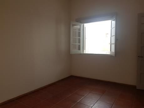 Planta Baja, Muy Soleado, Impecable