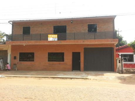 Casa En Cuarto Barrio, Luque.
