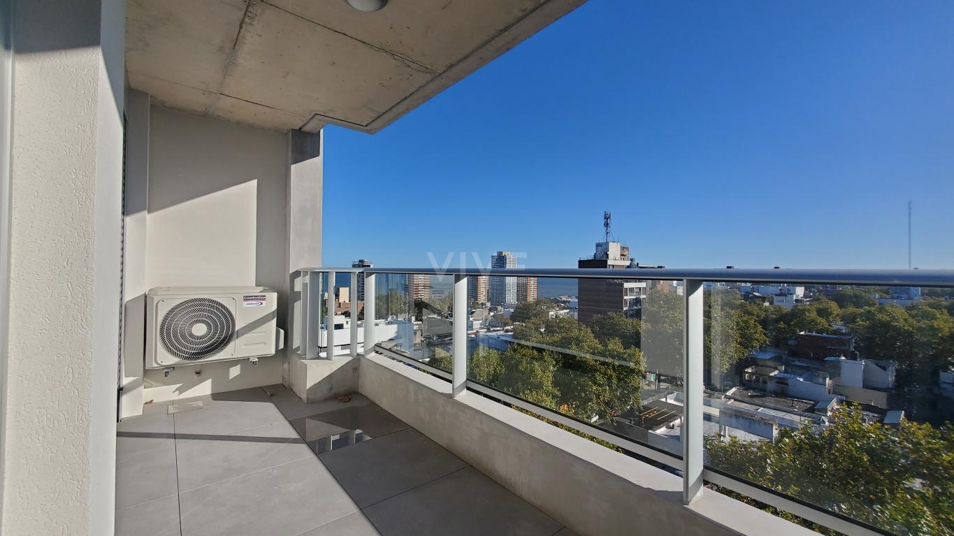 Apartamento alquiler 2 dormitorios, Barrio Sur. 903