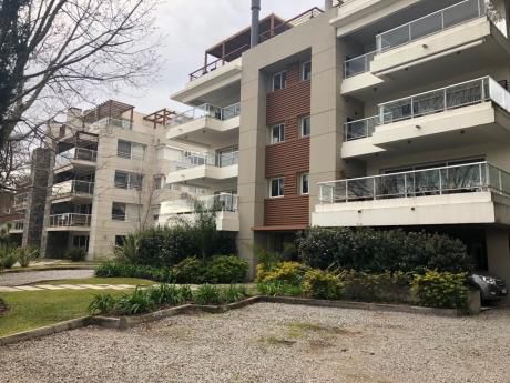 Espectacular Apartamento De 3 Dormitorios Sobre Av. De Las Américas.