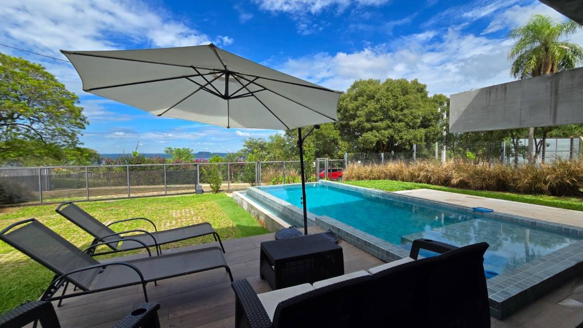 VENDO CASA DE 4 DORMITORIOS EN SAN BERNARDINO LA SUIZA — foto 3