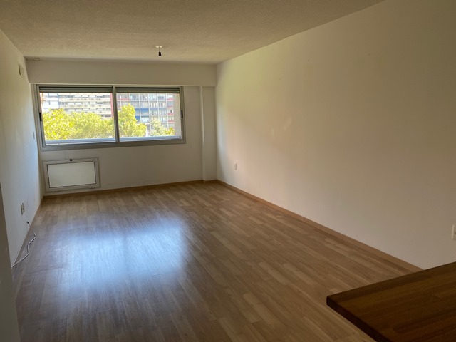 APARTAMENTO CENTRO MONTEVIDEO TORRE ACSA AP400152 2 DORMITORIOS 1 BAÑOS