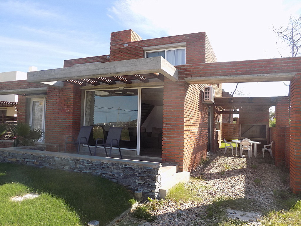 CASA PLAYA GRANDE MALDONADO P.H  VI CA101429  3 DORMITORIOS 2 BAÑOS