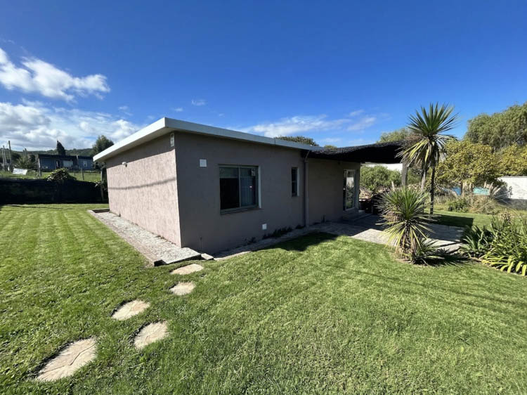 Departamento en venta bajo precio de mercado en Playa Hermosa