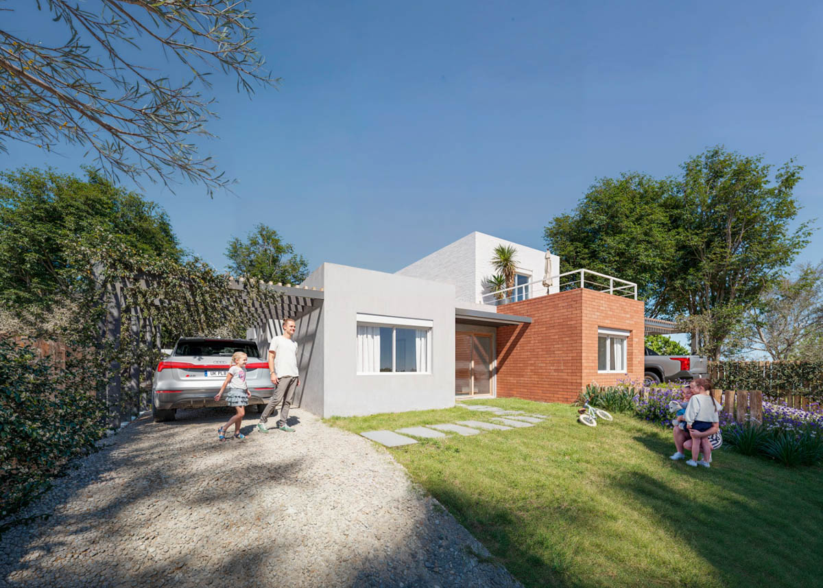 CASA PUNTA COLORADA MALDONADO KLAPAUCIUS II CA503057 3 DORMITORIOS 2 BAÑOS